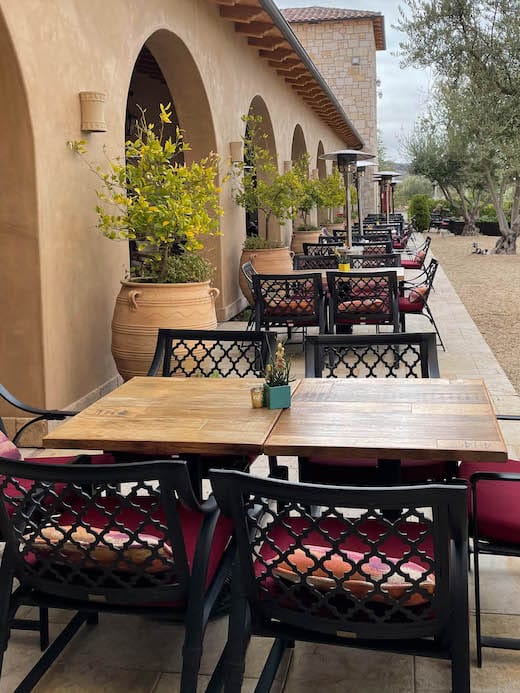 Outdoor patio at the Cello Ristorante & Bar at Allegretto Vineyard Resort