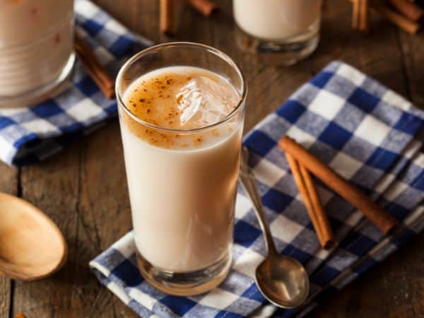 drink a horchata, the perfect summer drink in Barcelona